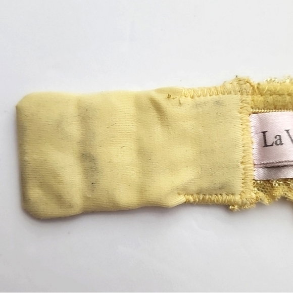 ⭐️2/ $30⭐️ La Vie en Rose Yellow Satin Lace Underwire Push Up Bra 34C - Picture 13 of 14